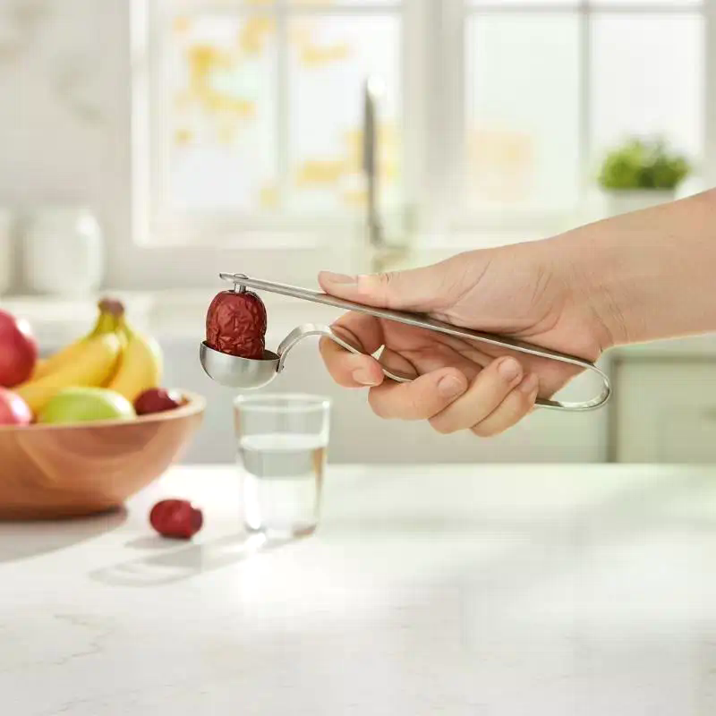 # Narzędzie do usuwania pestek – Cherry Pitter Tool recenzja i cena